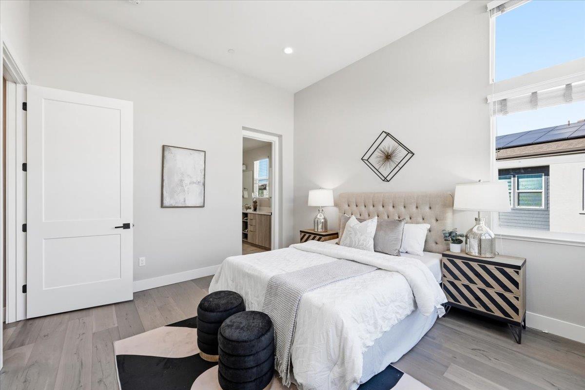 Photo #12: ML82042112 Listing: Photo #12