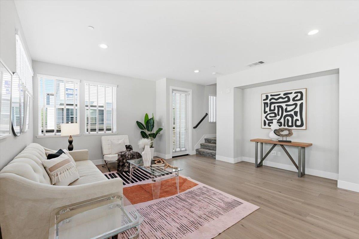 Photo #5: ML82042112 Listing: Photo #5