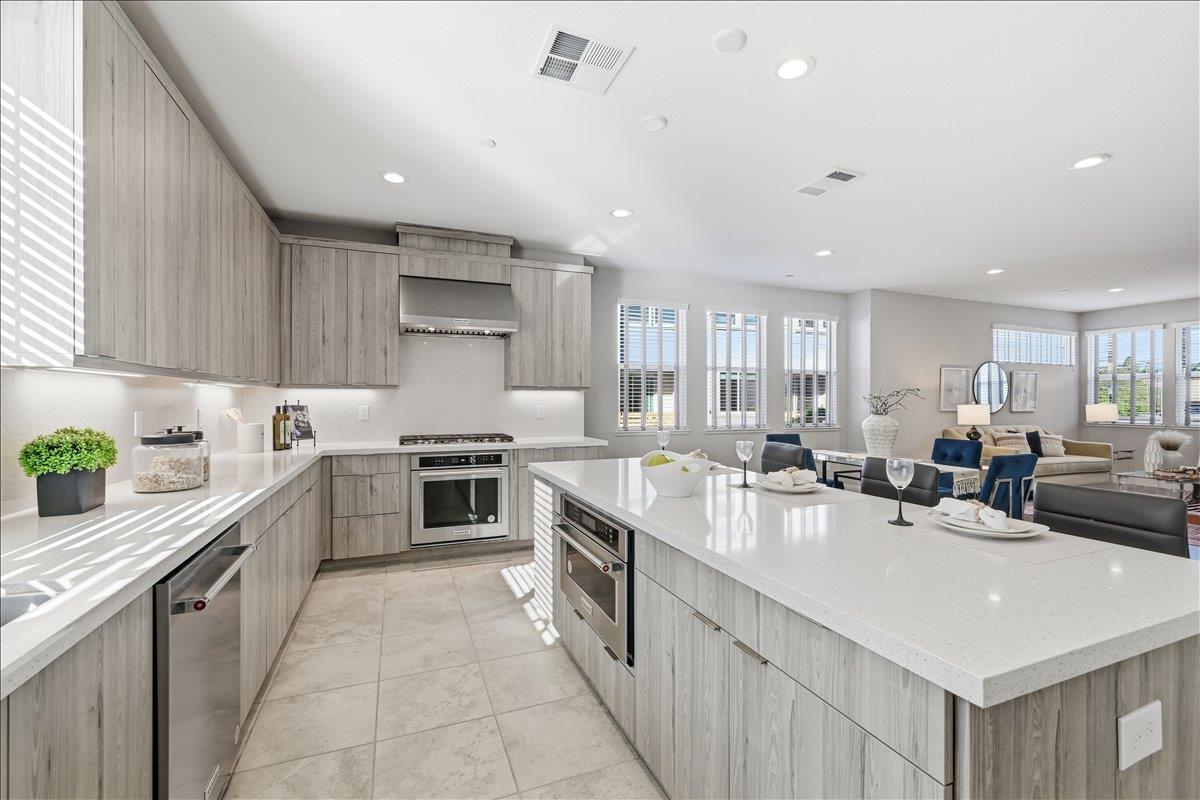 Photo #6: ML82042112 Listing: Photo #6