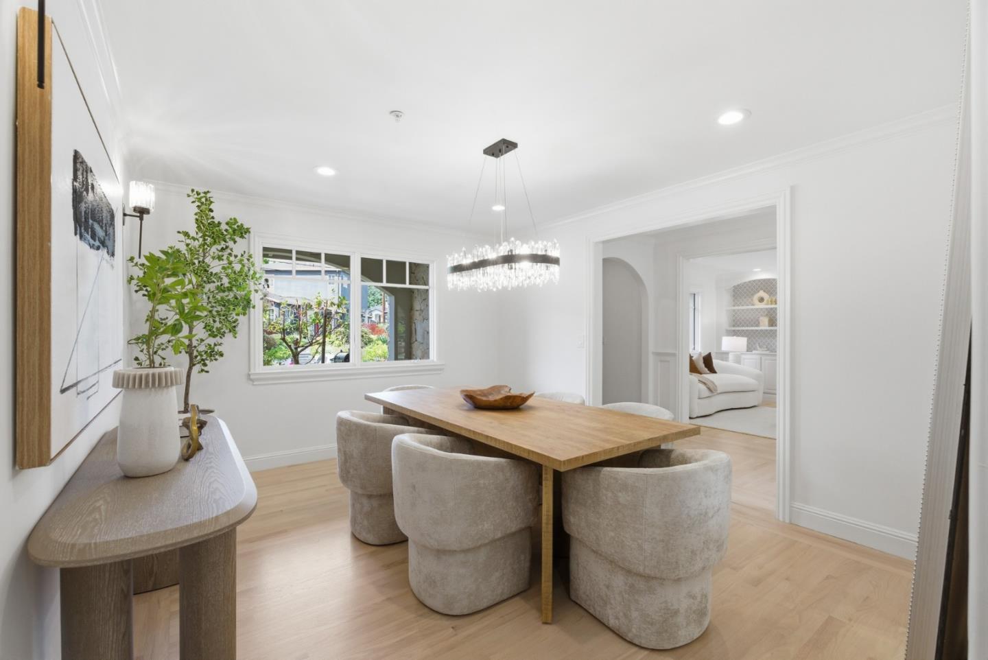 Detail Gallery Image 20 of 91 For 207 Edgehill Dr, San Carlos,  CA 94070 - 5 Beds | 3/1 Baths