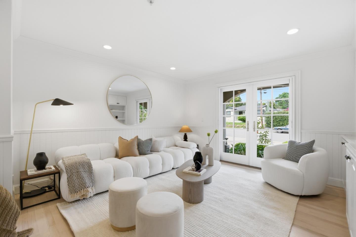 Detail Gallery Image 28 of 91 For 207 Edgehill Dr, San Carlos,  CA 94070 - 5 Beds | 3/1 Baths