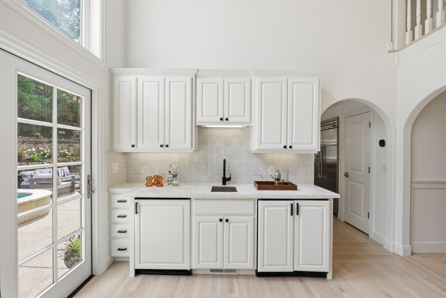 Detail Gallery Image 43 of 91 For 207 Edgehill Dr, San Carlos,  CA 94070 - 5 Beds | 3/1 Baths