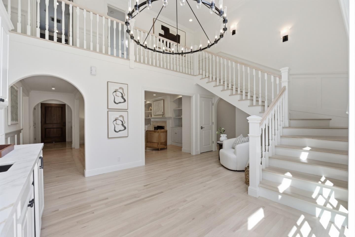 Detail Gallery Image 44 of 91 For 207 Edgehill Dr, San Carlos,  CA 94070 - 5 Beds | 3/1 Baths