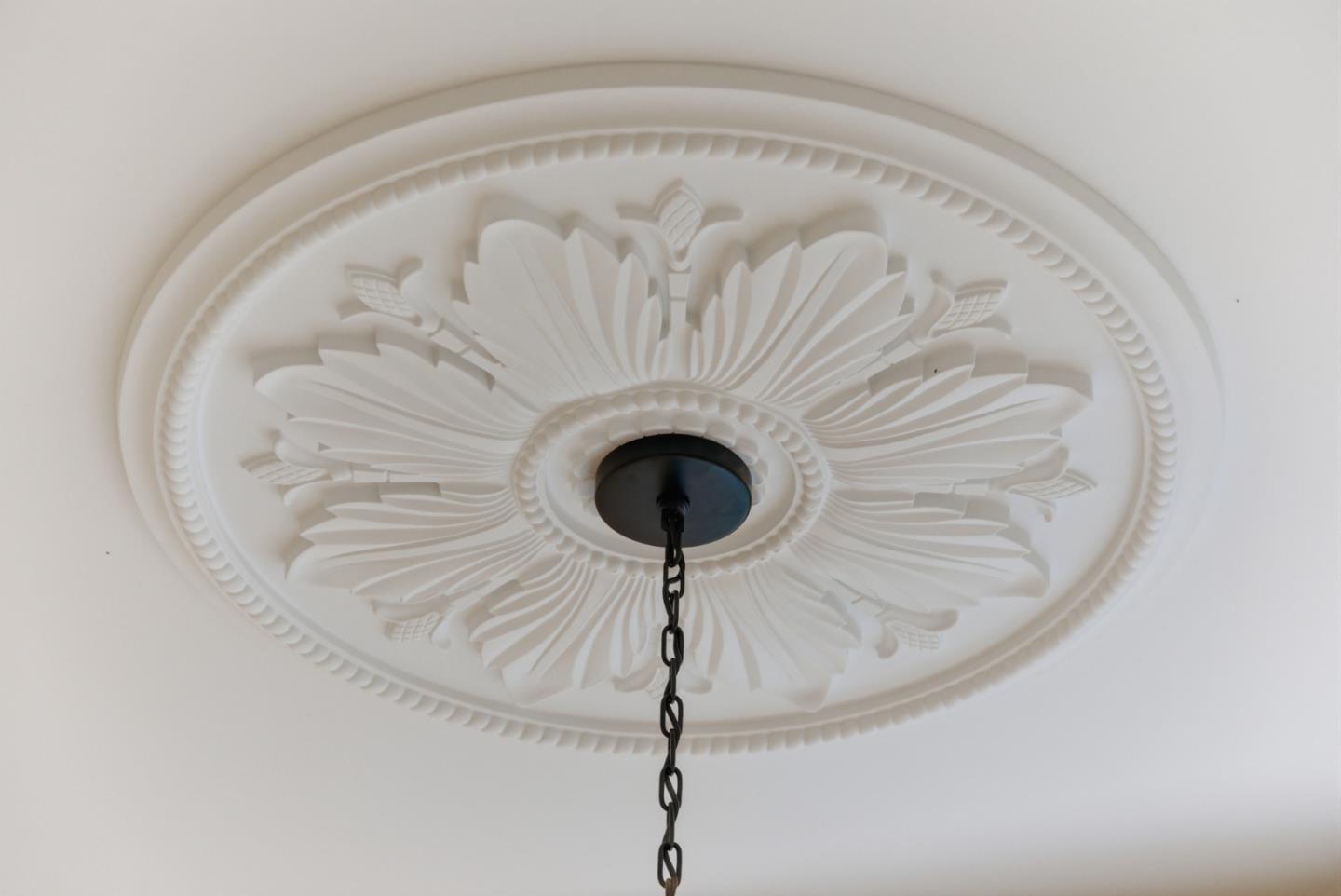 Detail Gallery Image 46 of 91 For 207 Edgehill Dr, San Carlos,  CA 94070 - 5 Beds | 3/1 Baths