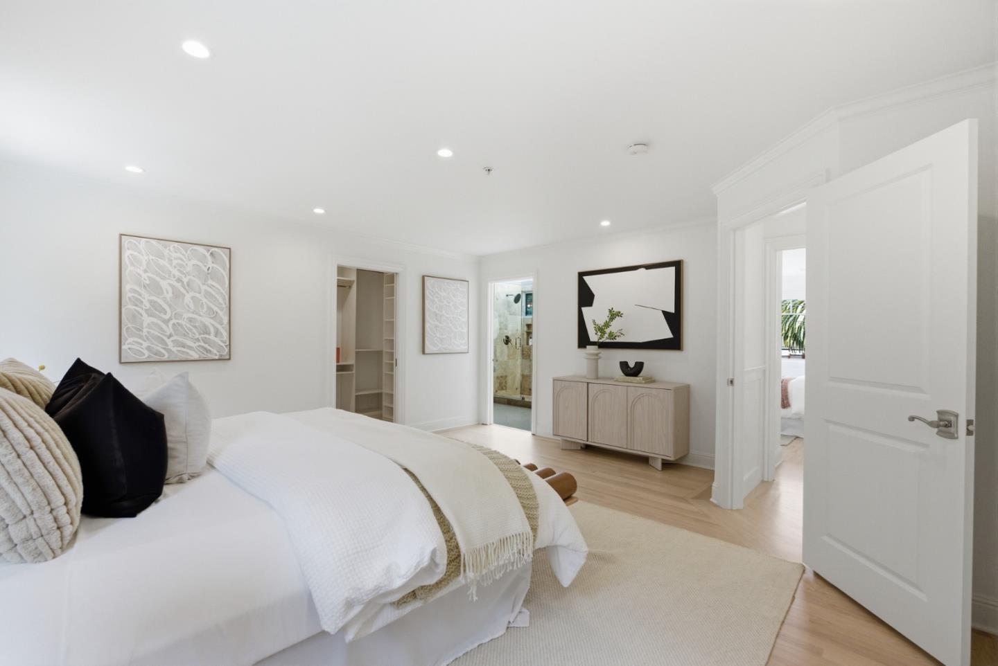 Detail Gallery Image 60 of 91 For 207 Edgehill Dr, San Carlos,  CA 94070 - 5 Beds | 3/1 Baths