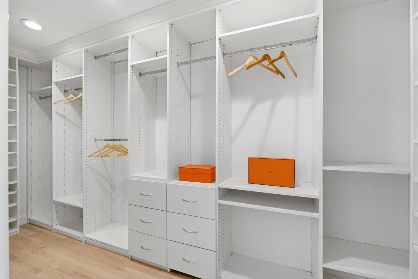 Detail Gallery Image 62 of 91 For 207 Edgehill Dr, San Carlos,  CA 94070 - 5 Beds | 3/1 Baths