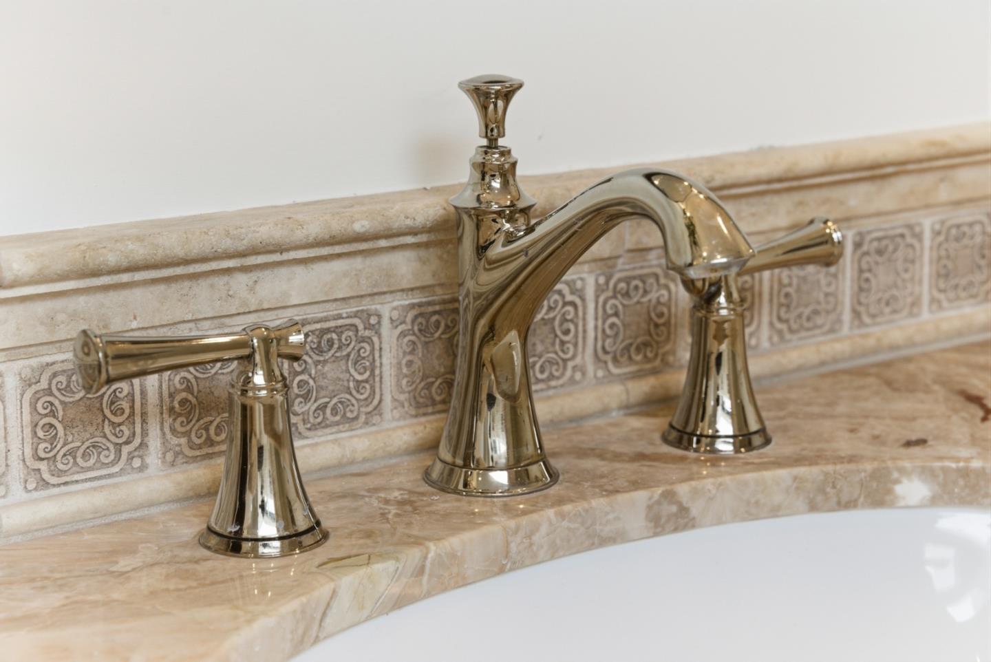 Detail Gallery Image 63 of 91 For 207 Edgehill Dr, San Carlos,  CA 94070 - 5 Beds | 3/1 Baths