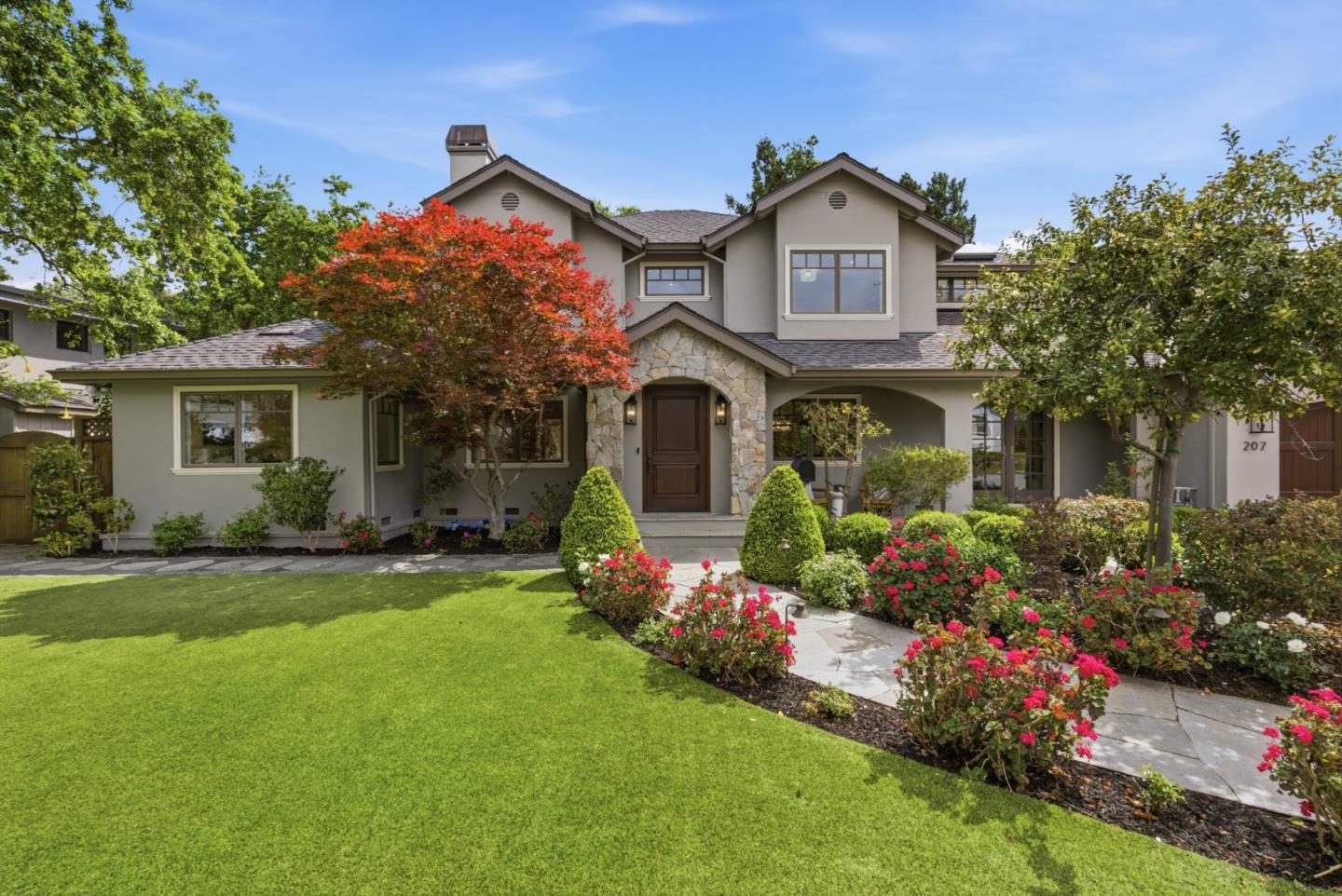 Detail Gallery Image 88 of 91 For 207 Edgehill Dr, San Carlos,  CA 94070 - 5 Beds | 3/1 Baths