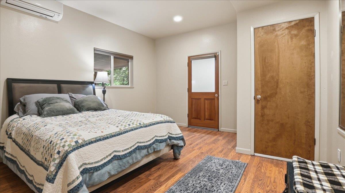 Detail Gallery Image 6 of 18 For 19730 Black Rd, Los Gatos,  CA 95033 - 4 Beds | 2 Baths