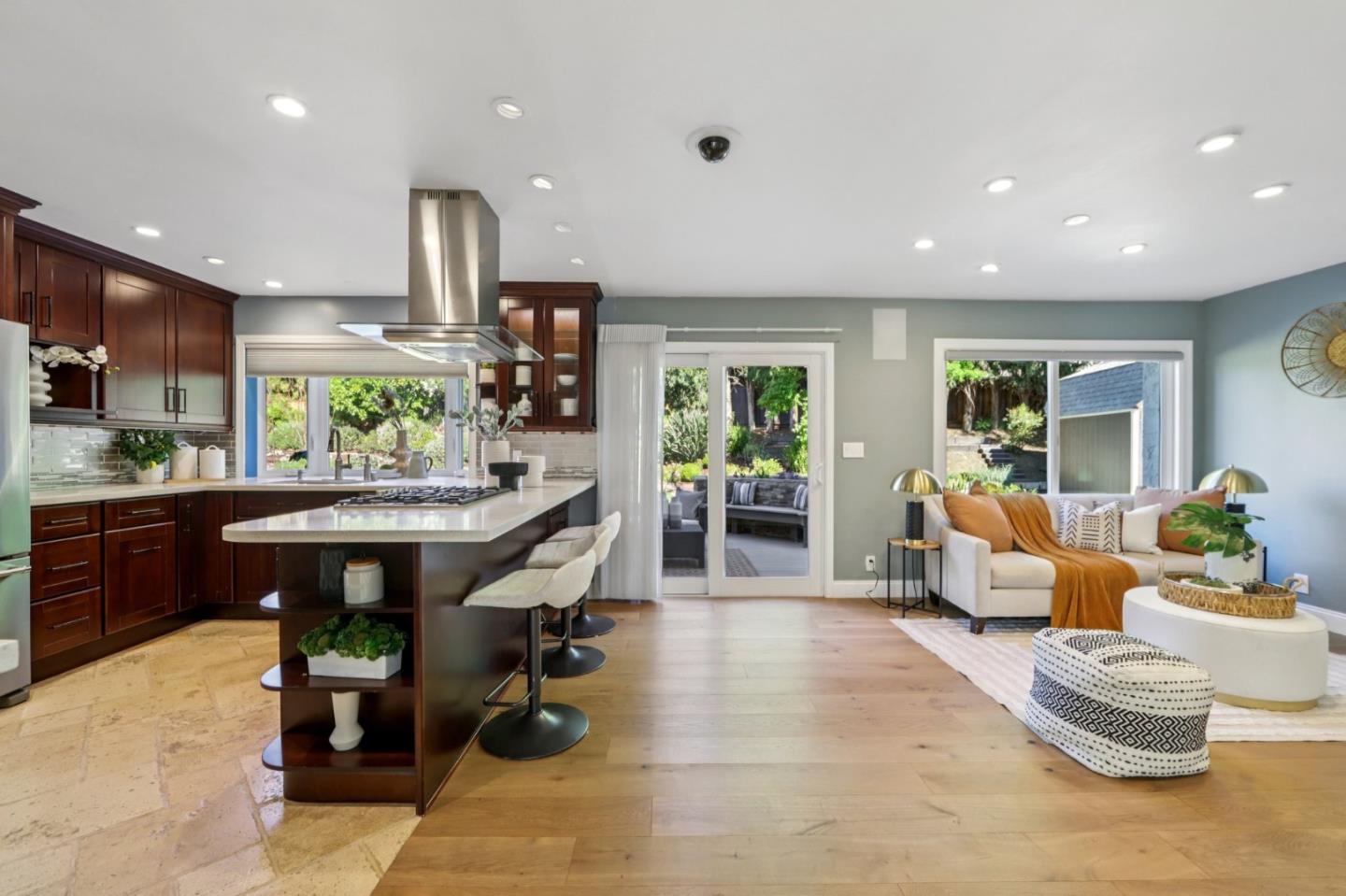 Detail Gallery Image 15 of 105 For 3161 Markwood Ct, San Jose,  CA 95148 - 5 Beds | 3 Baths