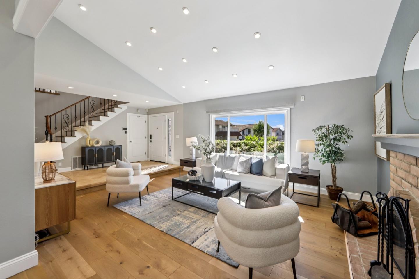 Detail Gallery Image 6 of 105 For 3161 Markwood Ct, San Jose,  CA 95148 - 5 Beds | 3 Baths