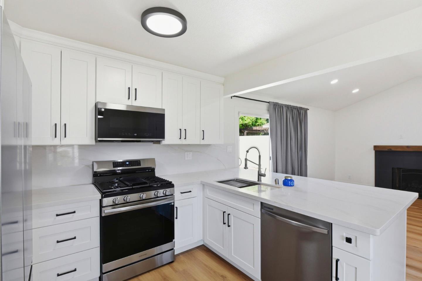 Detail Gallery Image 11 of 32 For 723 Anvil Ct, San Jose,  CA 95133 - 4 Beds | 2 Baths