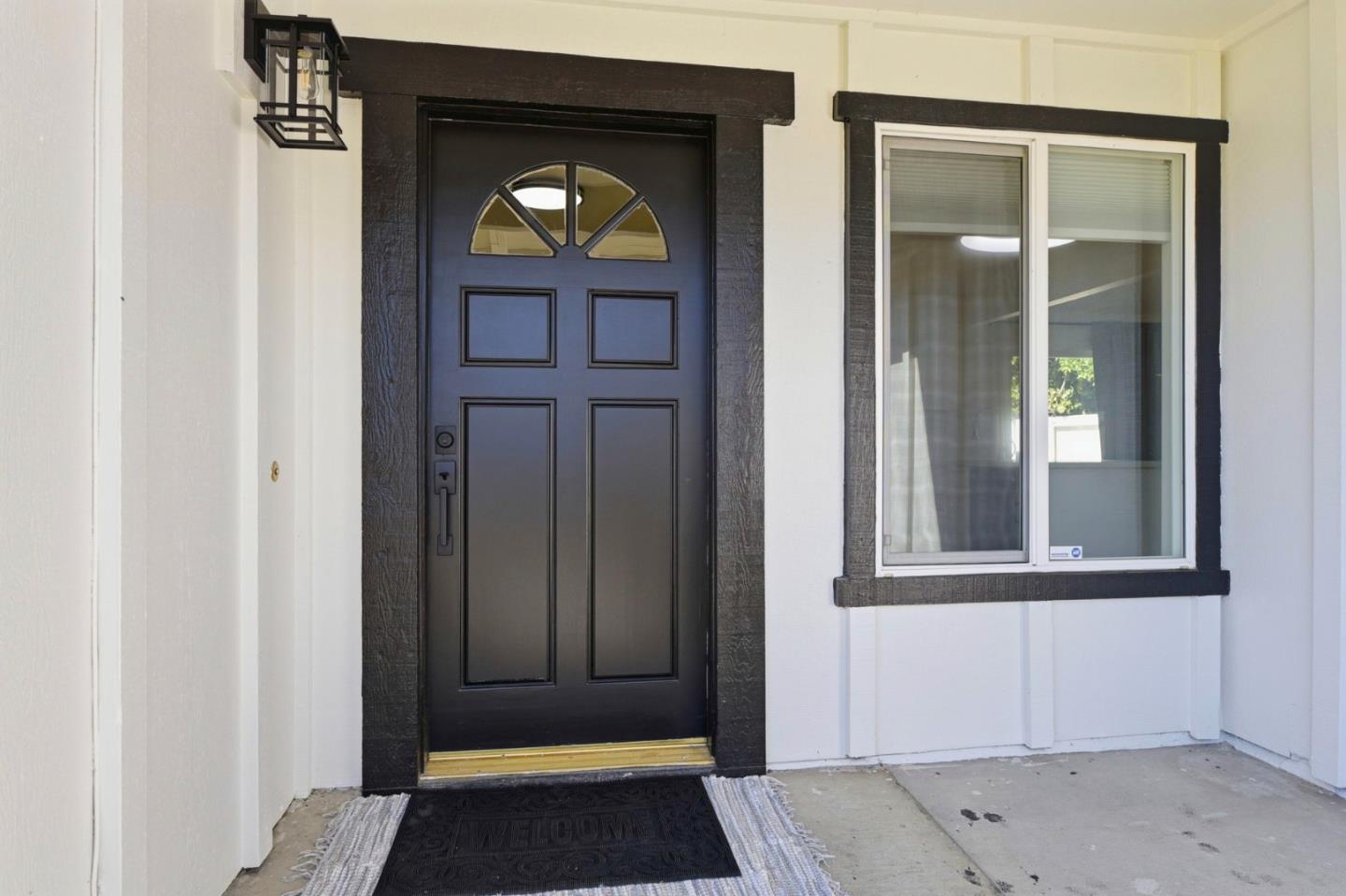 Detail Gallery Image 3 of 32 For 723 Anvil Ct, San Jose,  CA 95133 - 4 Beds | 2 Baths