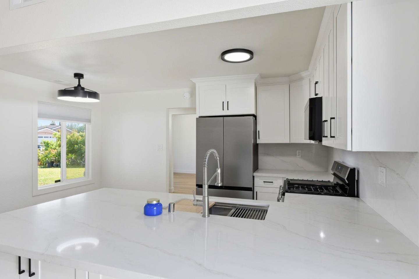 Detail Gallery Image 9 of 32 For 723 Anvil Ct, San Jose,  CA 95133 - 4 Beds | 2 Baths