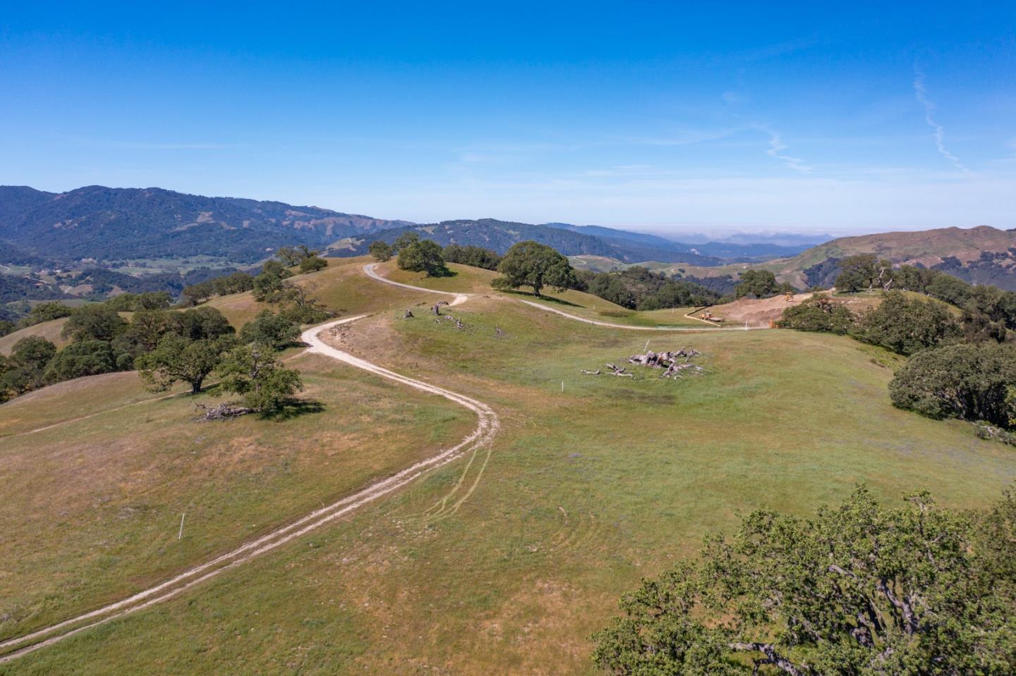 Detail Gallery Image 4 of 18 For 24 Vasquez Trl, Carmel,  CA 93923 - – Beds | – Baths