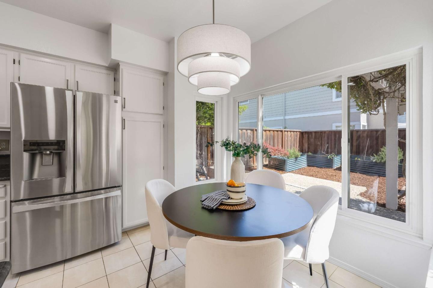 Detail Gallery Image 10 of 55 For 11692 Westshore Ct, Cupertino,  CA 95014 - 4 Beds | 3 Baths