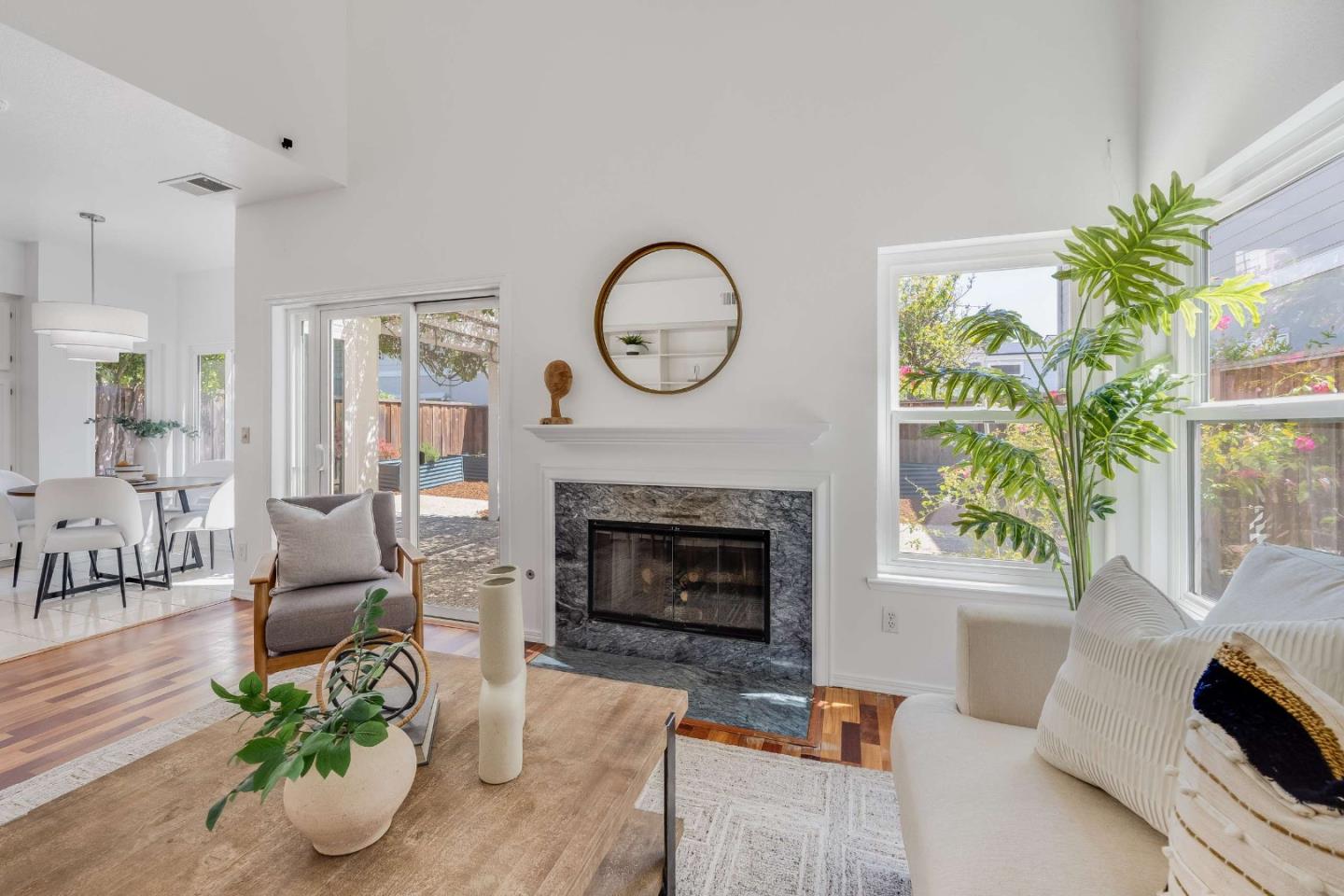 Detail Gallery Image 12 of 55 For 11692 Westshore Ct, Cupertino,  CA 95014 - 4 Beds | 3 Baths