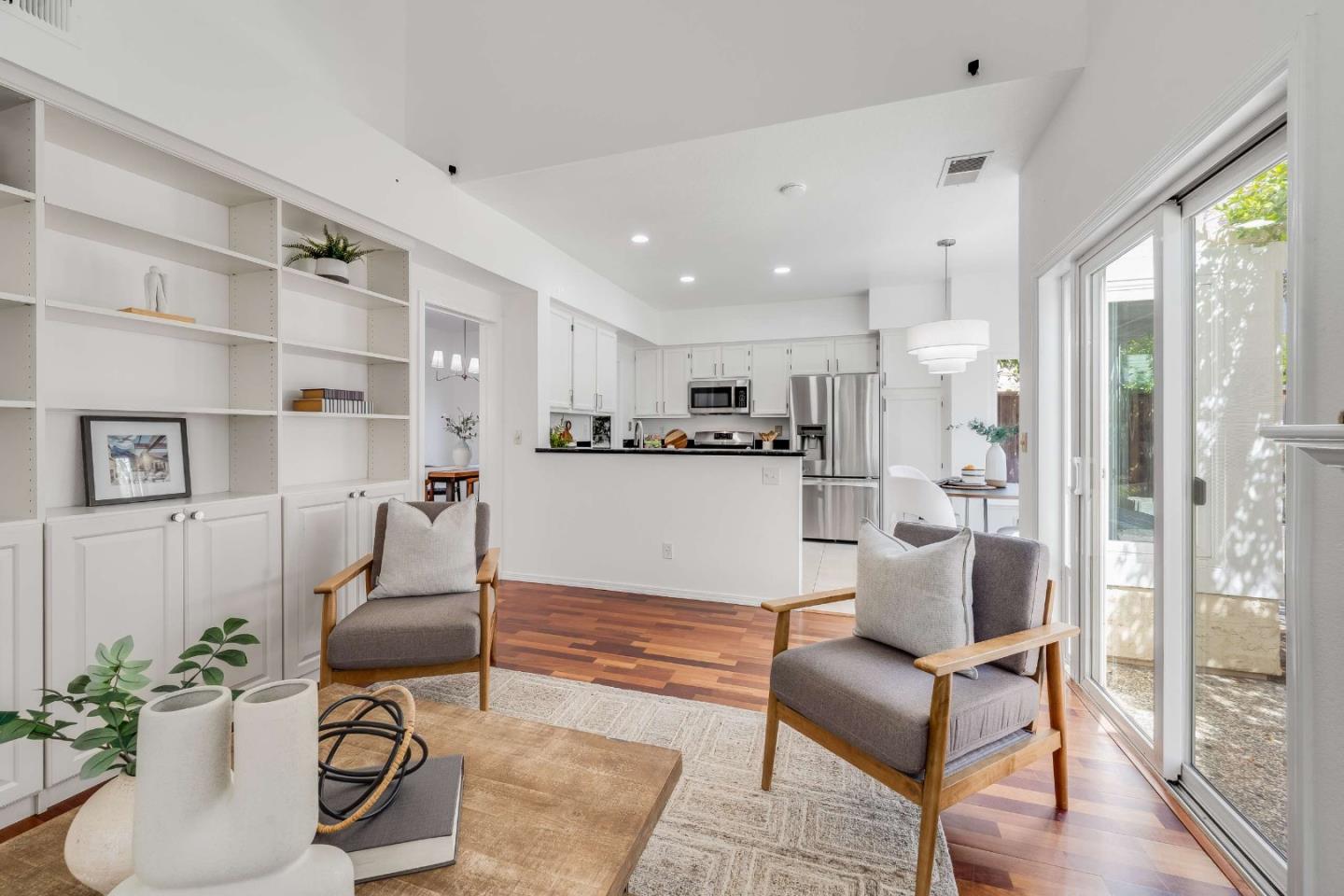 Detail Gallery Image 13 of 55 For 11692 Westshore Ct, Cupertino,  CA 95014 - 4 Beds | 3 Baths