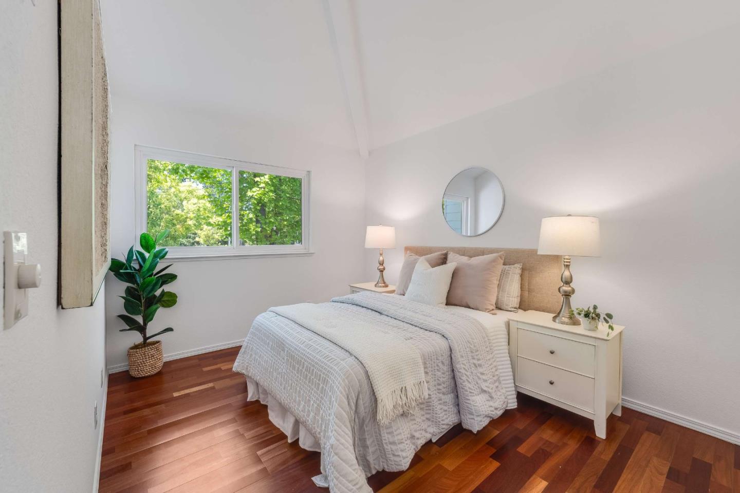 Detail Gallery Image 23 of 55 For 11692 Westshore Ct, Cupertino,  CA 95014 - 4 Beds | 3 Baths