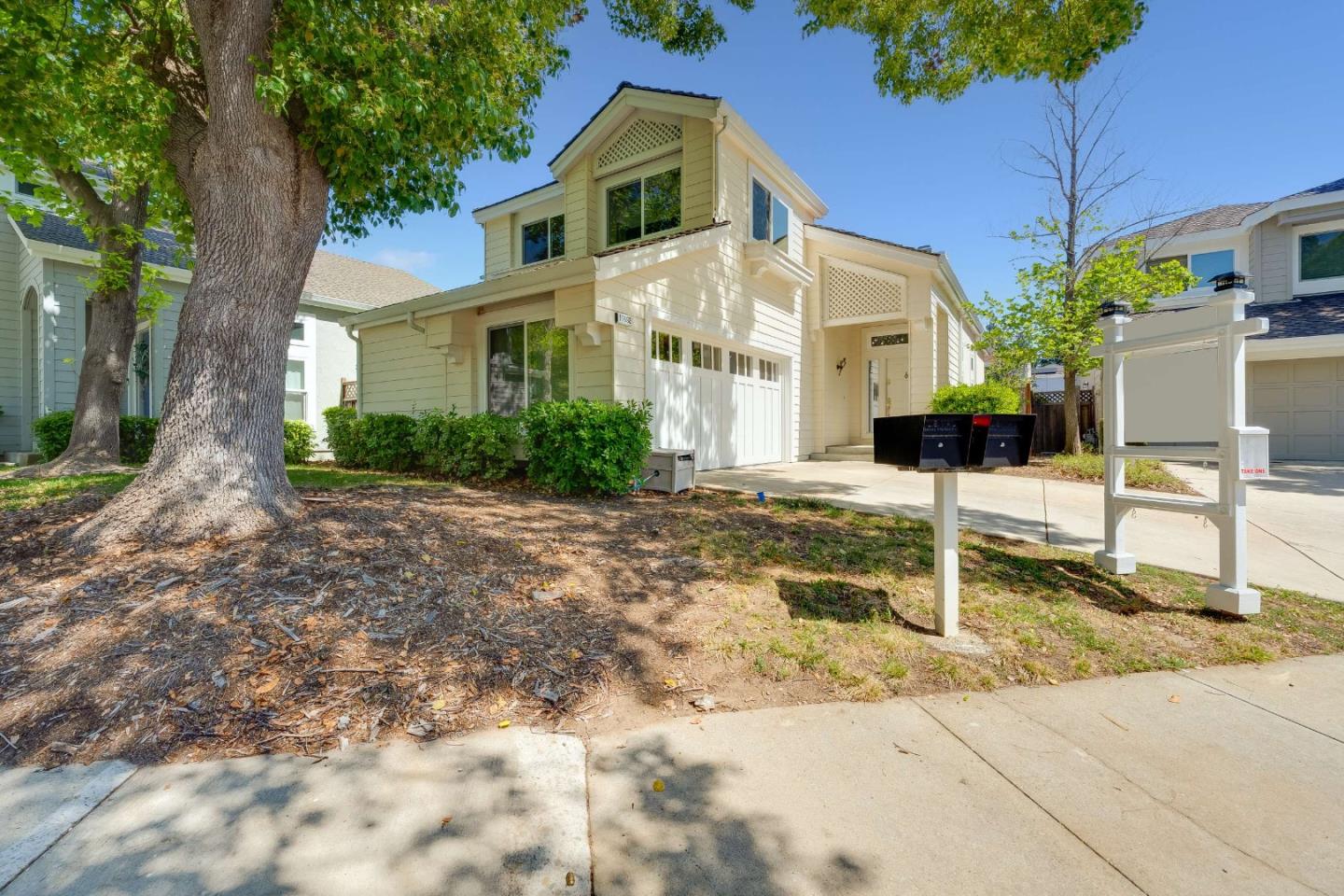 Detail Gallery Image 32 of 55 For 11692 Westshore Ct, Cupertino,  CA 95014 - 4 Beds | 3 Baths