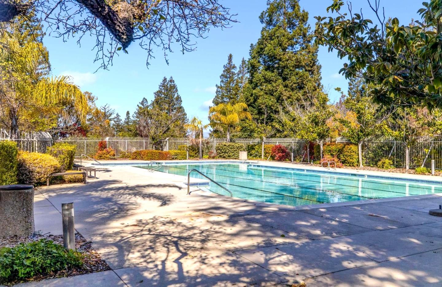 Detail Gallery Image 37 of 55 For 11692 Westshore Ct, Cupertino,  CA 95014 - 4 Beds | 3 Baths