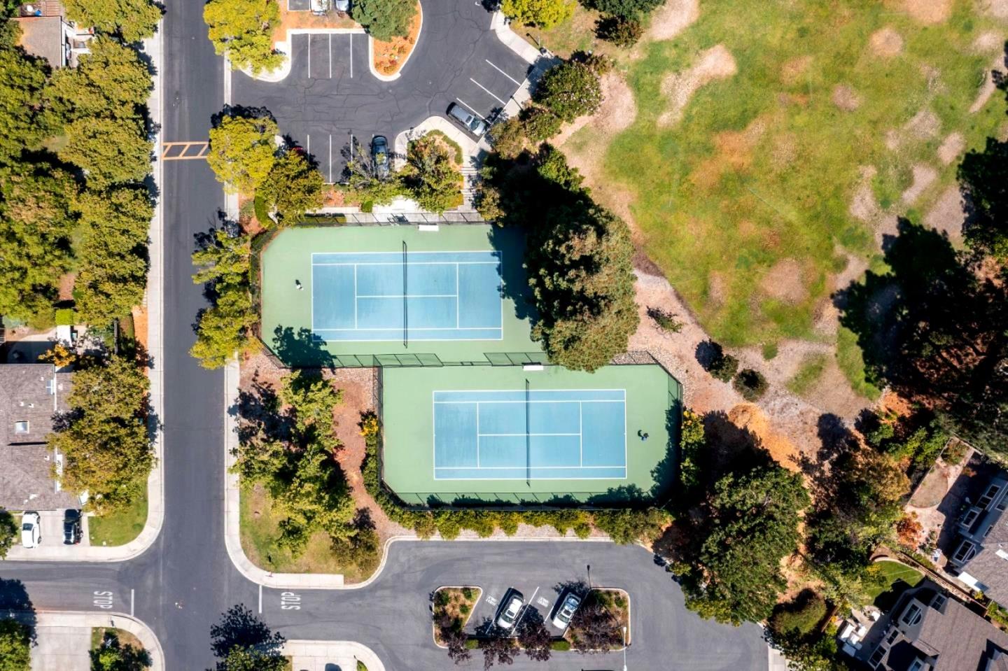 Detail Gallery Image 41 of 55 For 11692 Westshore Ct, Cupertino,  CA 95014 - 4 Beds | 3 Baths