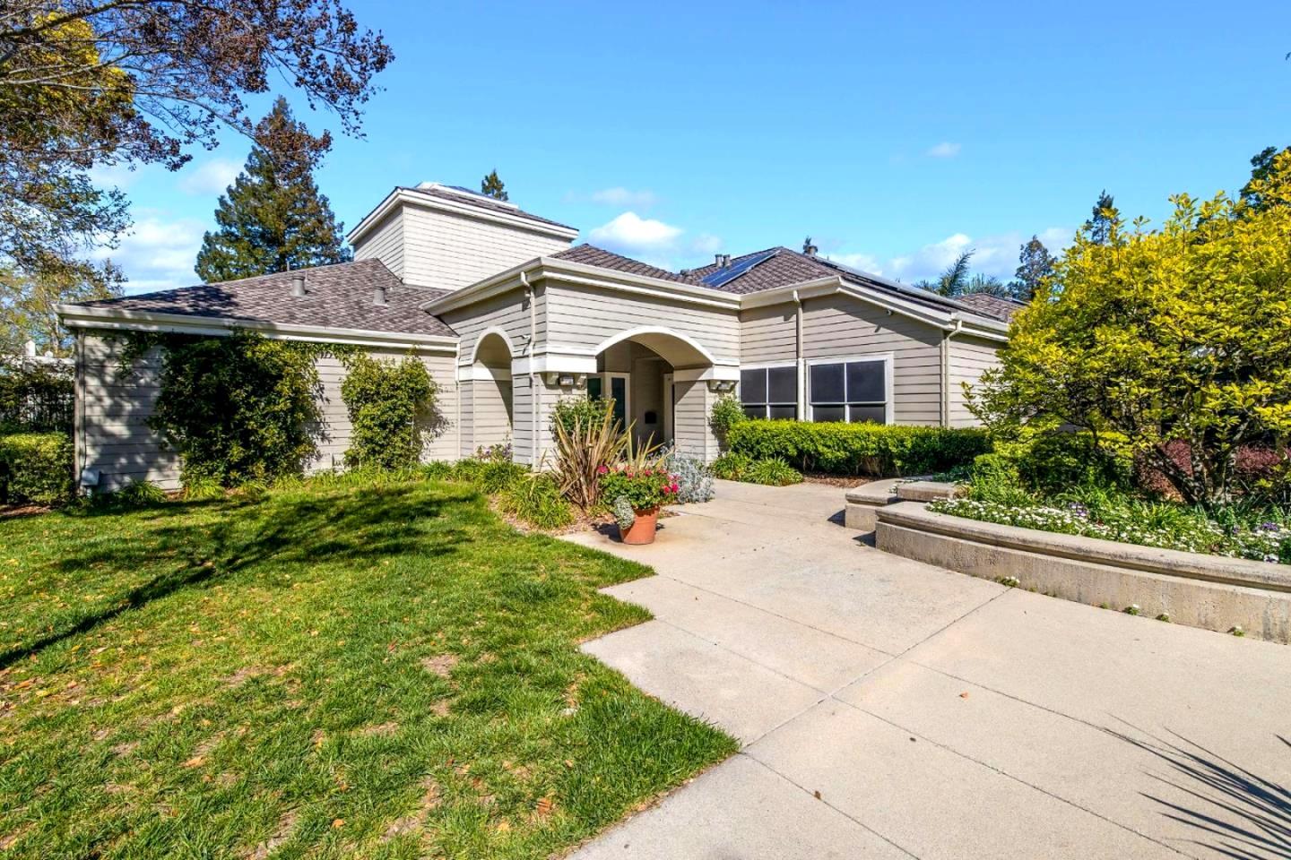 Detail Gallery Image 43 of 55 For 11692 Westshore Ct, Cupertino,  CA 95014 - 4 Beds | 3 Baths