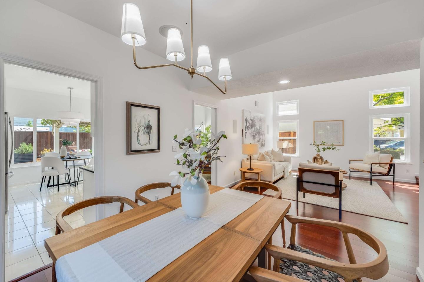 Detail Gallery Image 6 of 55 For 11692 Westshore Ct, Cupertino,  CA 95014 - 4 Beds | 3 Baths