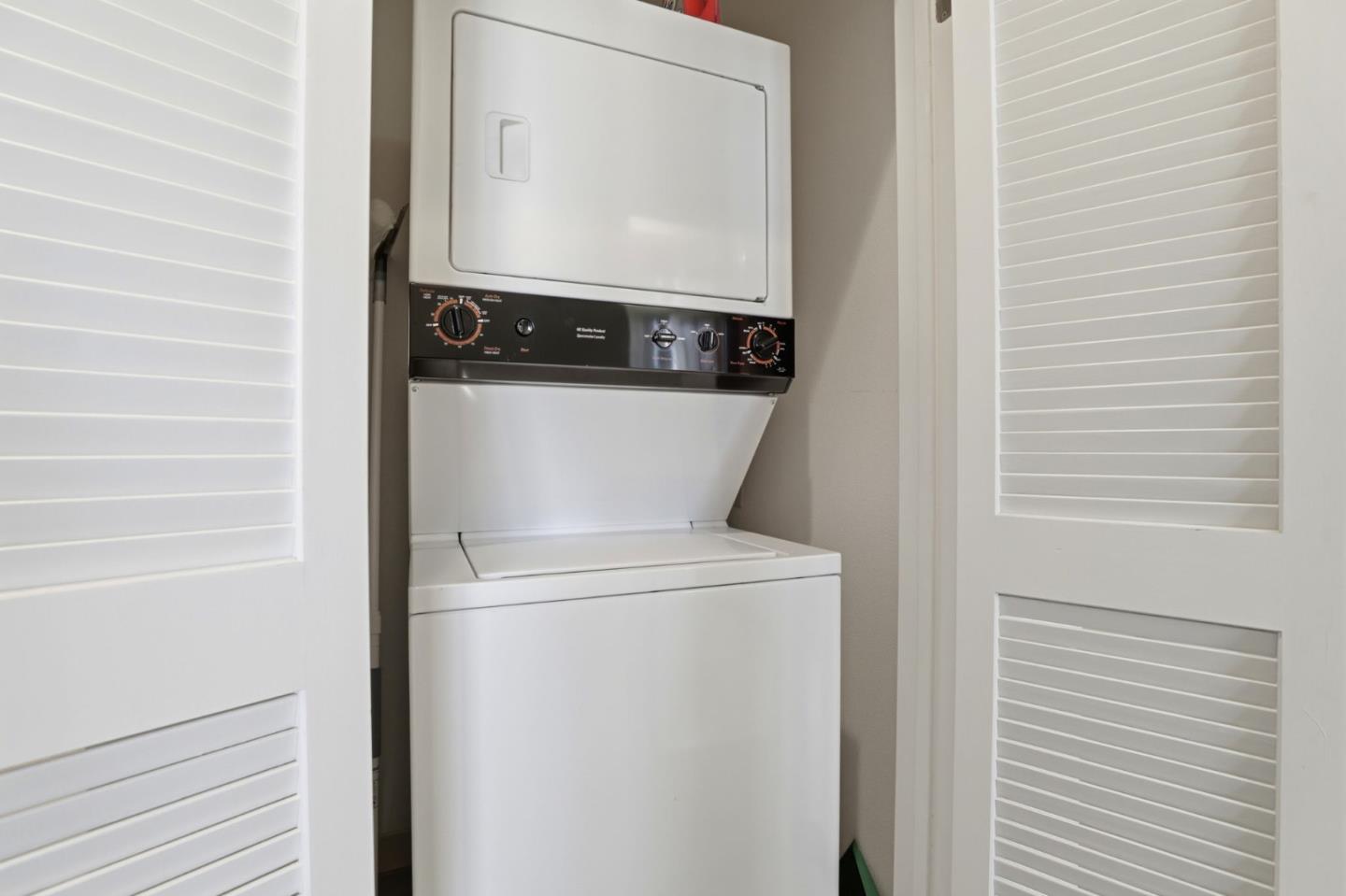 Photo #21: ML82042123 Listing: Photo #21