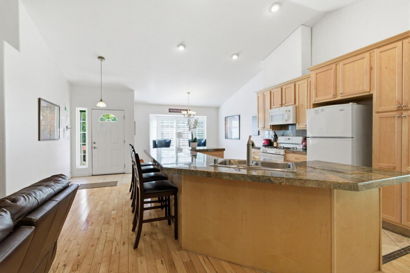 Detail Gallery Image 13 of 31 For 13074 Jackson Mill Dr, Groveland,  CA 95321 - 3 Beds | 2 Baths