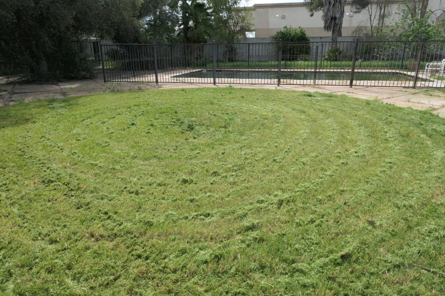 Detail Gallery Image 14 of 26 For 902 Mercey Springs Rd, Los Banos,  CA 93635 - 3 Beds | 2 Baths