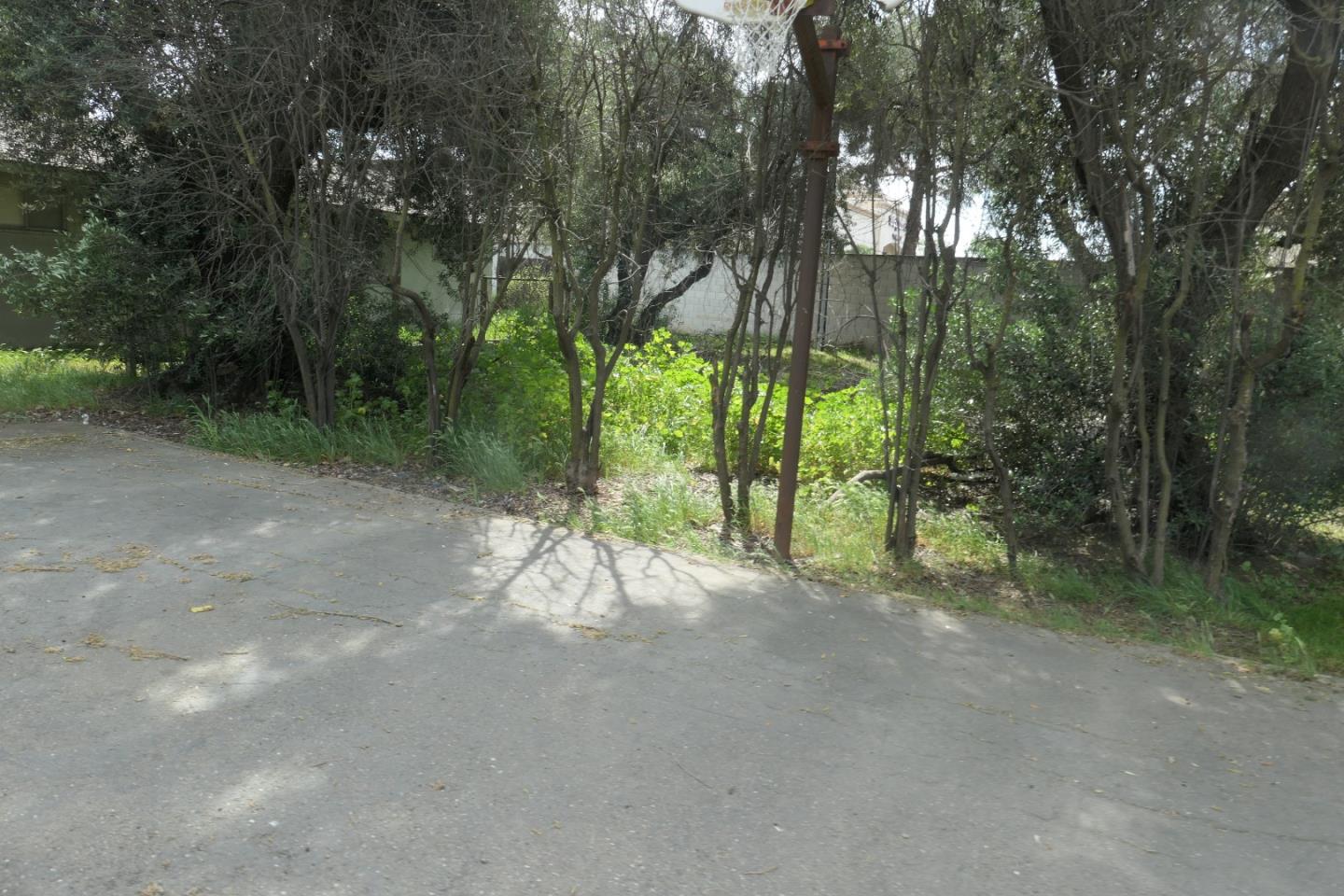 Detail Gallery Image 16 of 26 For 902 Mercey Springs Rd, Los Banos,  CA 93635 - 3 Beds | 2 Baths