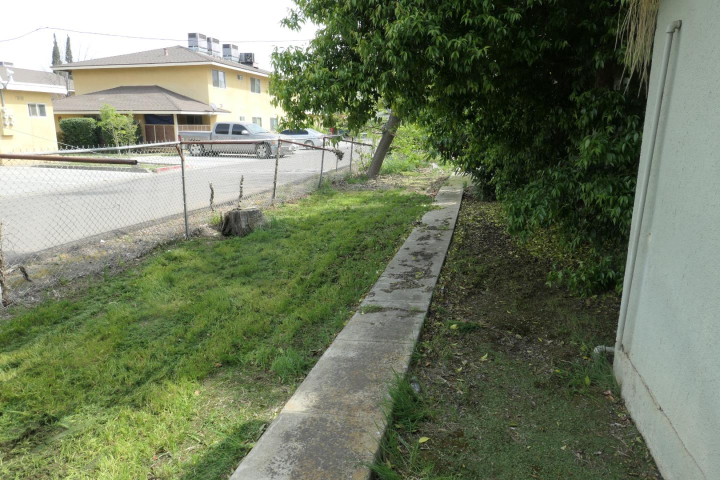 Detail Gallery Image 20 of 26 For 902 Mercey Springs Rd, Los Banos,  CA 93635 - 3 Beds | 2 Baths