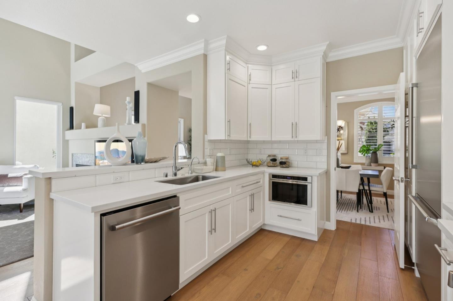 Detail Gallery Image 14 of 67 For 2222 Montevoit Ct, San Jose,  CA 95138 - 3 Beds | 3 Baths