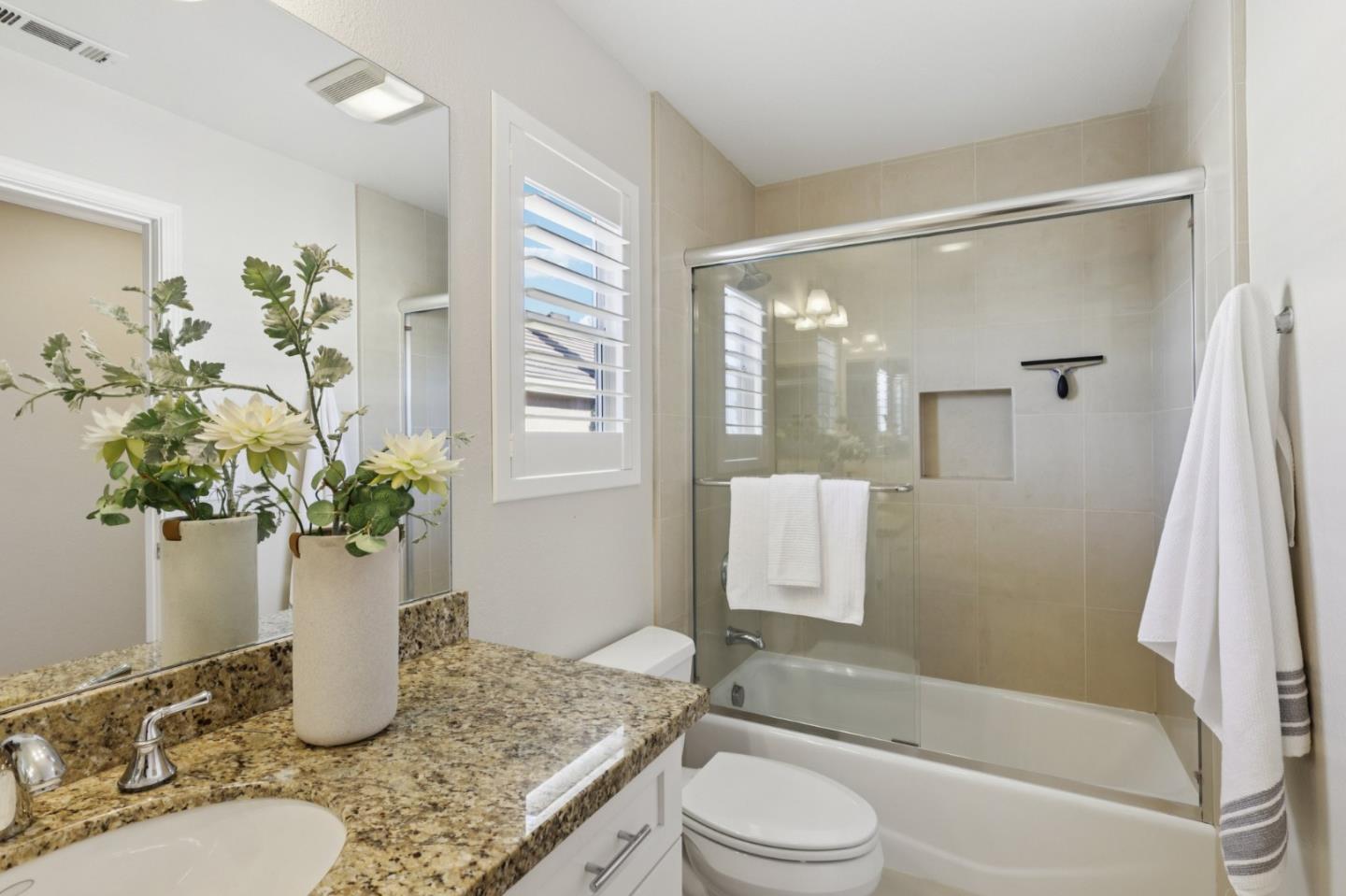 Detail Gallery Image 22 of 67 For 2222 Montevoit Ct, San Jose,  CA 95138 - 3 Beds | 3 Baths