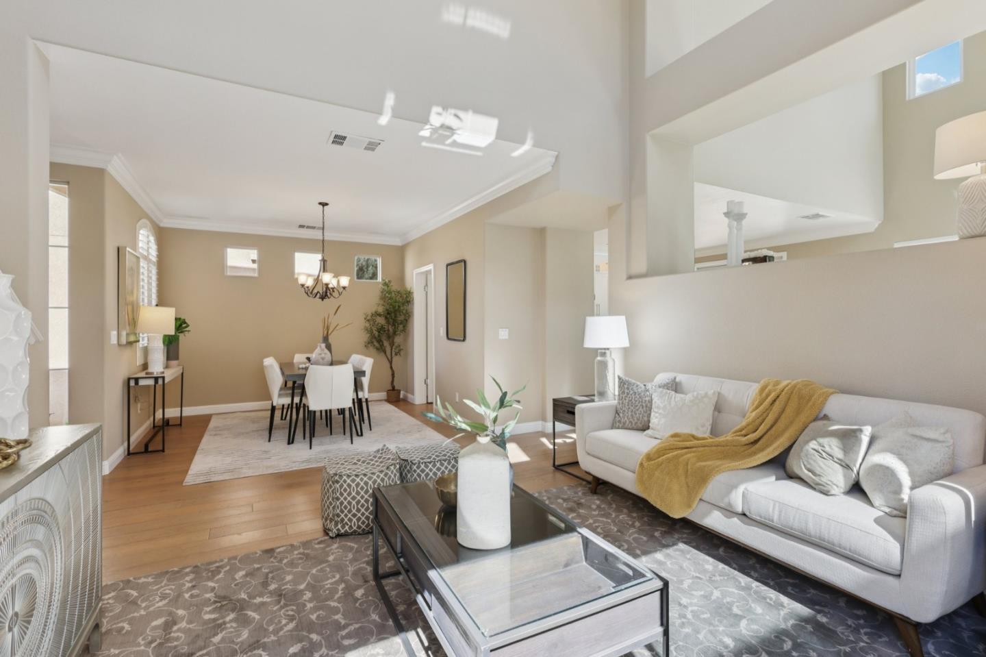 Detail Gallery Image 4 of 67 For 2222 Montevoit Ct, San Jose,  CA 95138 - 3 Beds | 3 Baths