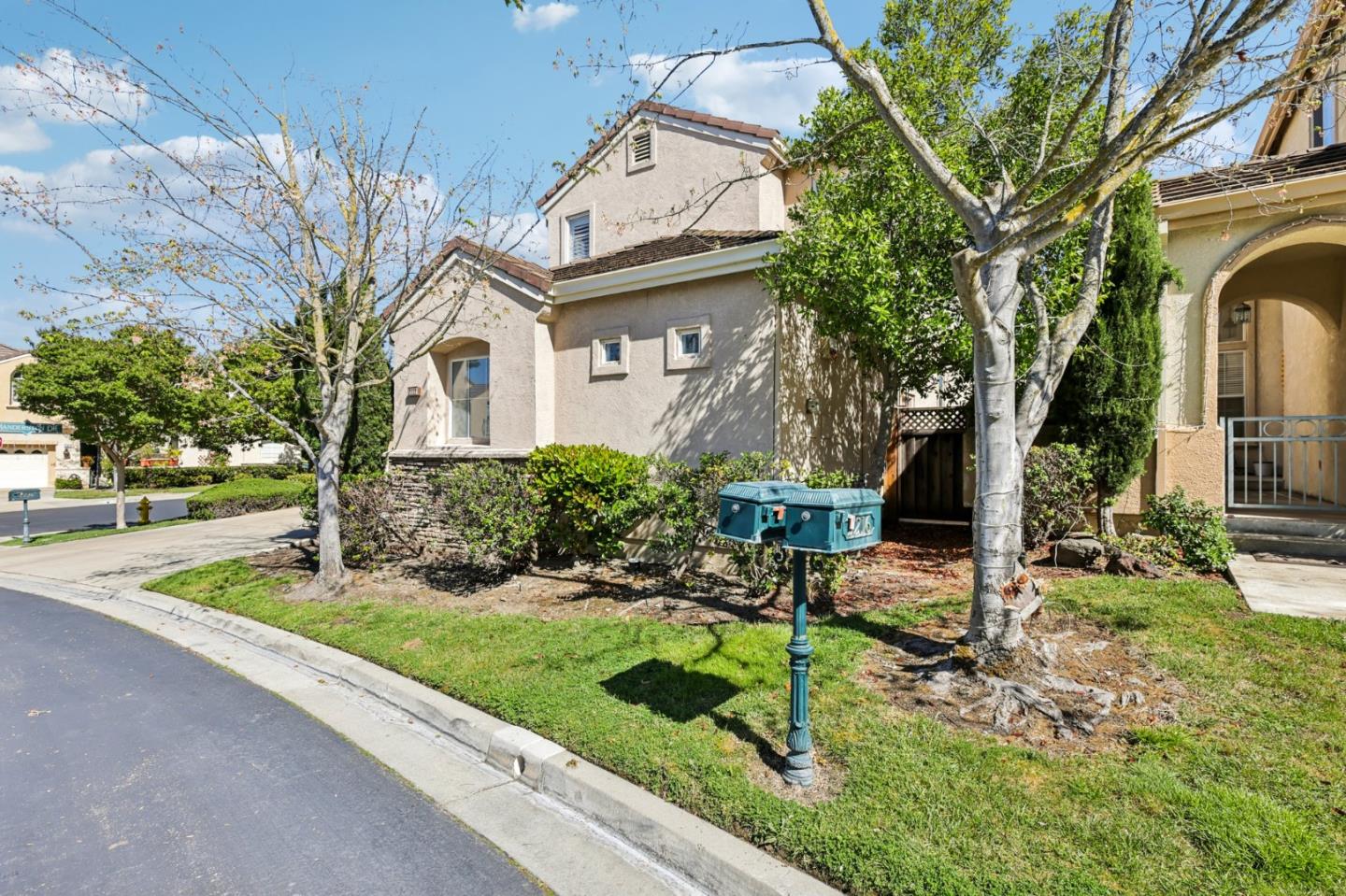 Detail Gallery Image 44 of 67 For 2222 Montevoit Ct, San Jose,  CA 95138 - 3 Beds | 3 Baths