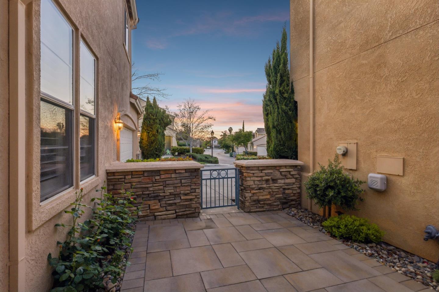 Detail Gallery Image 59 of 67 For 2222 Montevoit Ct, San Jose,  CA 95138 - 3 Beds | 3 Baths