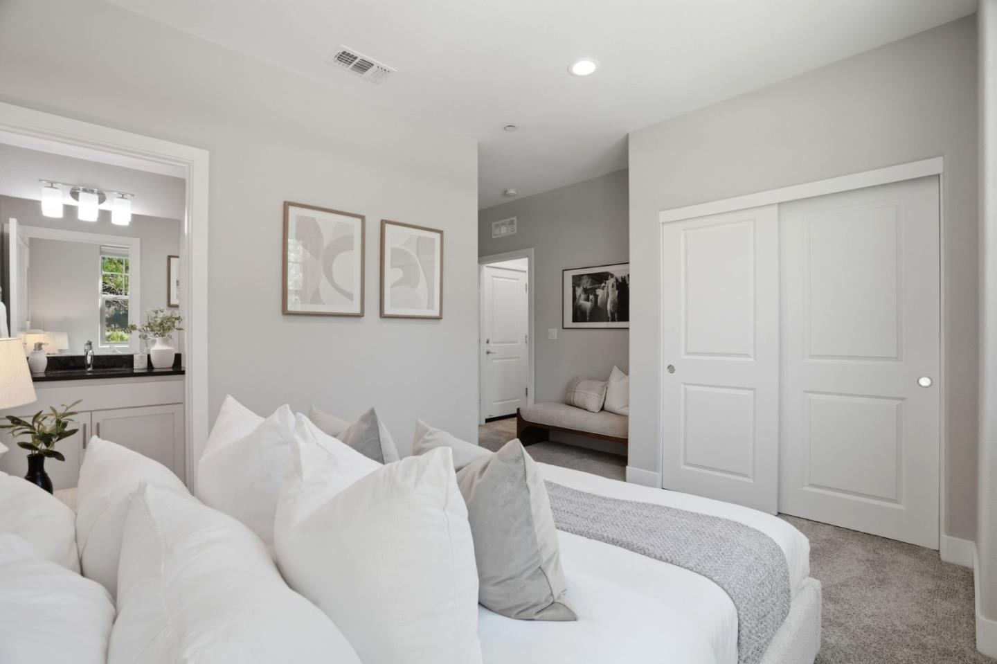 Detail Gallery Image 20 of 51 For 3102 Pyramid Way, Mountain View,  CA 94043 - 3 Beds | 3/1 Baths