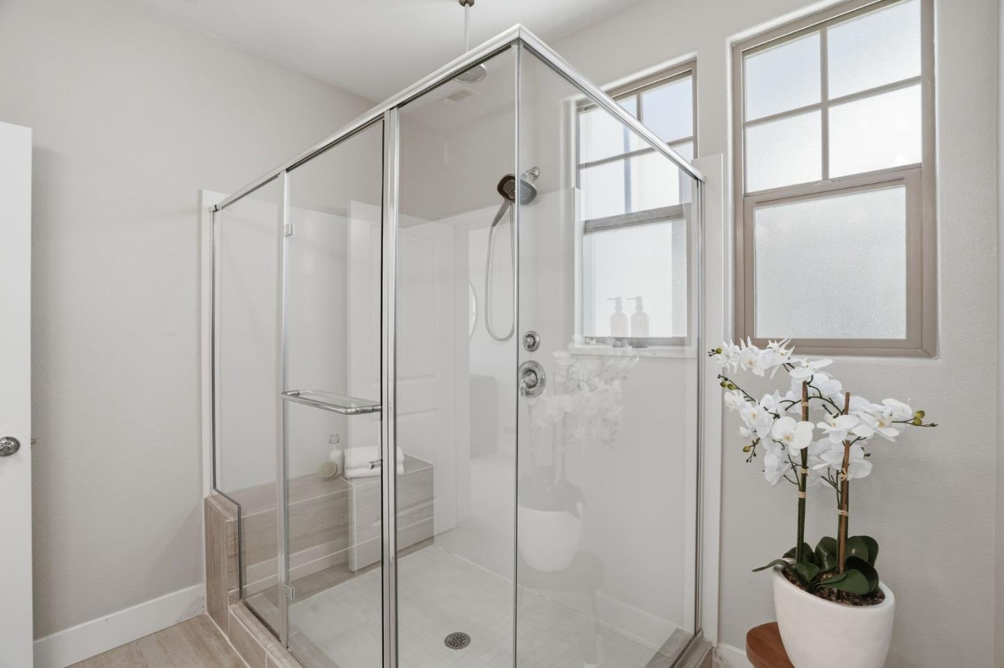 Detail Gallery Image 31 of 51 For 3102 Pyramid Way, Mountain View,  CA 94043 - 3 Beds | 3/1 Baths