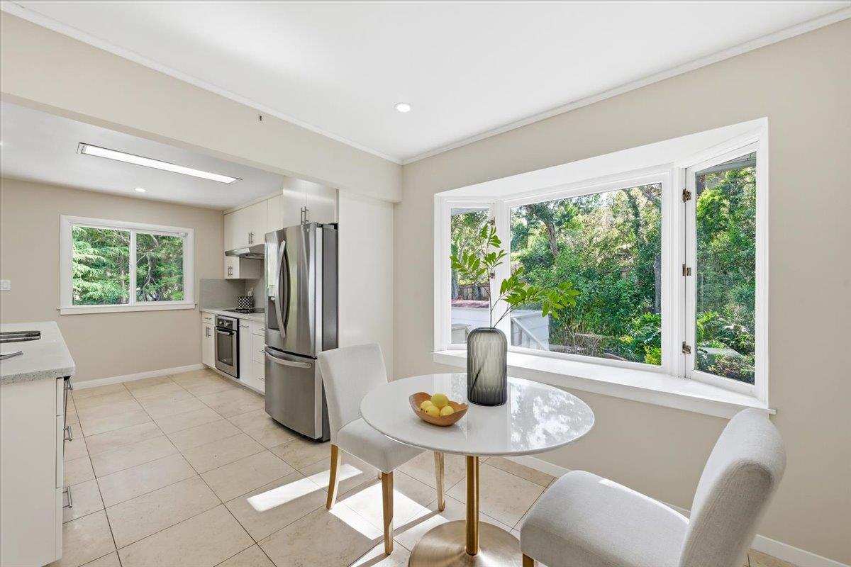 Detail Gallery Image 20 of 109 For 6 Spring Valley Ln, Millbrae,  CA 94030 - 6 Beds | 4 Baths