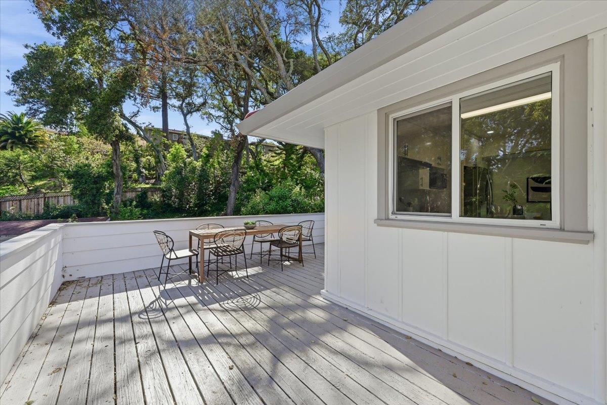 Detail Gallery Image 25 of 109 For 6 Spring Valley Ln, Millbrae,  CA 94030 - 6 Beds | 4 Baths