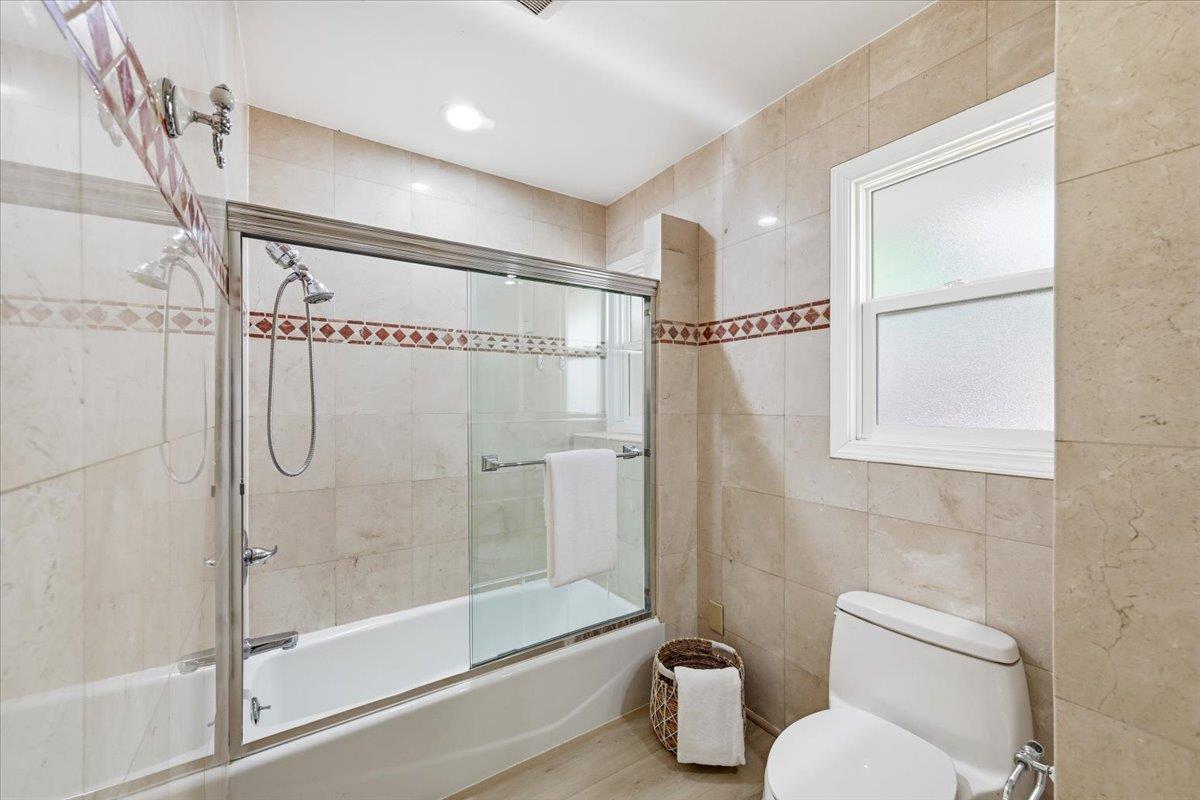 Detail Gallery Image 42 of 109 For 6 Spring Valley Ln, Millbrae,  CA 94030 - 6 Beds | 4 Baths