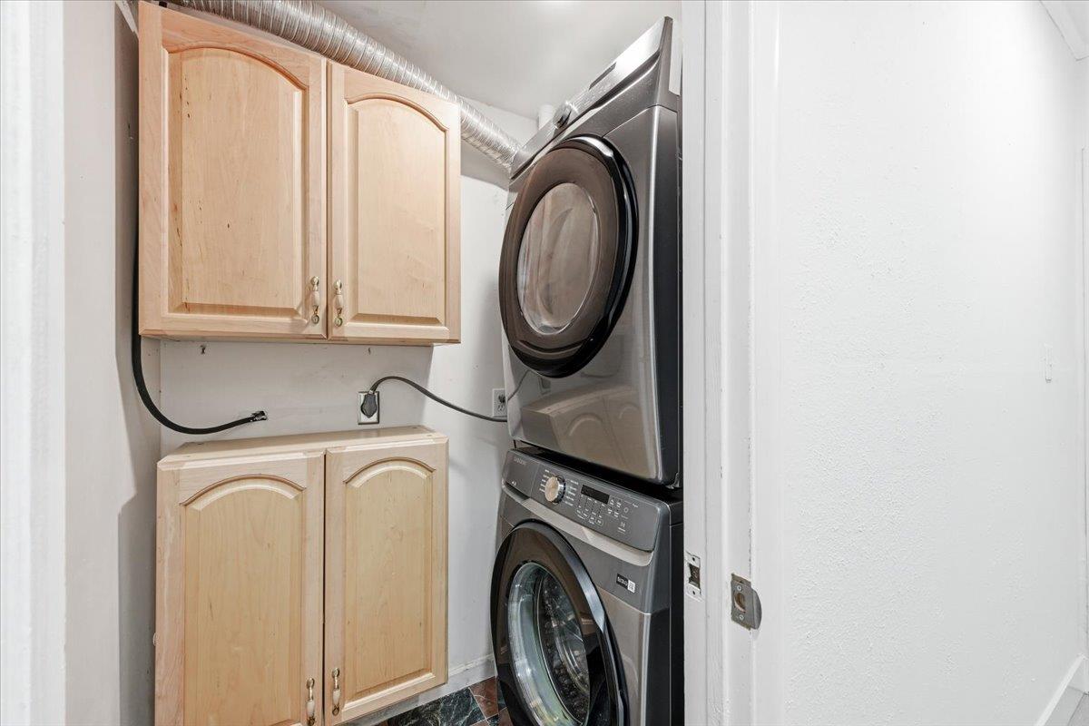 Detail Gallery Image 70 of 109 For 6 Spring Valley Ln, Millbrae,  CA 94030 - 6 Beds | 4 Baths