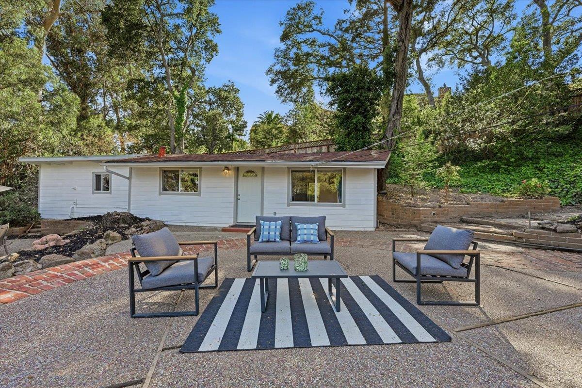 Detail Gallery Image 76 of 109 For 6 Spring Valley Ln, Millbrae,  CA 94030 - 6 Beds | 4 Baths