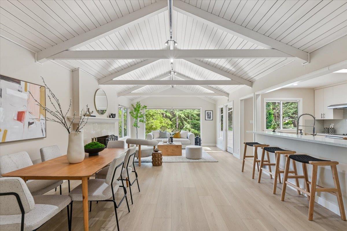 Detail Gallery Image 8 of 109 For 6 Spring Valley Ln, Millbrae,  CA 94030 - 6 Beds | 4 Baths