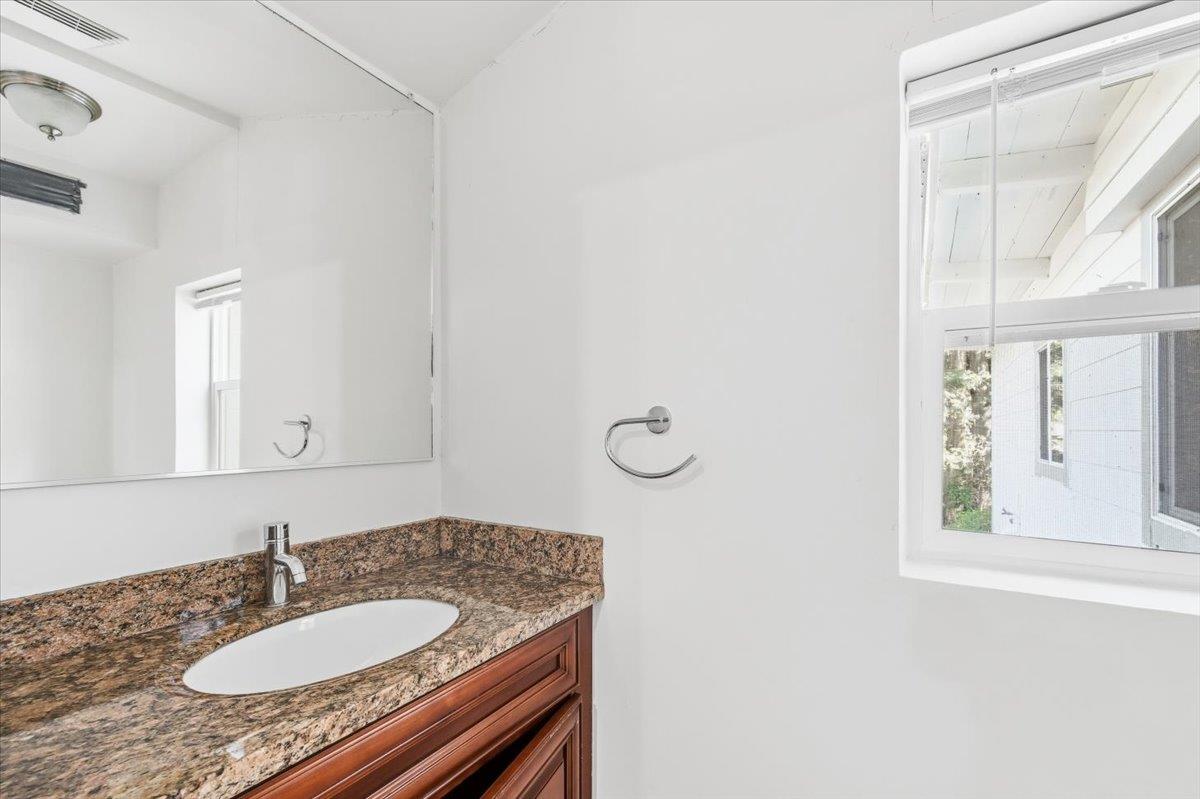 Detail Gallery Image 89 of 109 For 6 Spring Valley Ln, Millbrae,  CA 94030 - 6 Beds | 4 Baths