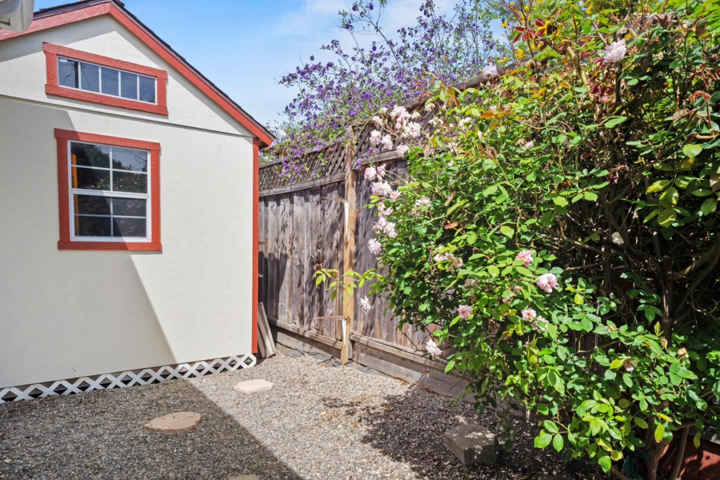 Detail Gallery Image 28 of 39 For 185 Monte Vista Dr, Aptos,  CA 95003 - 3 Beds | 2 Baths