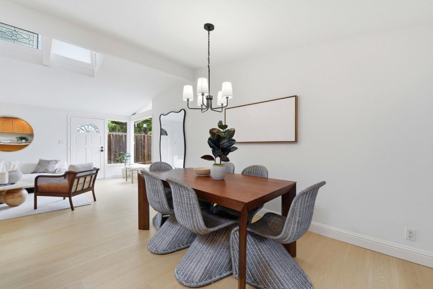 Detail Gallery Image 16 of 41 For 794 Lakemuir Dr, Sunnyvale,  CA 94089 - 3 Beds | 2 Baths