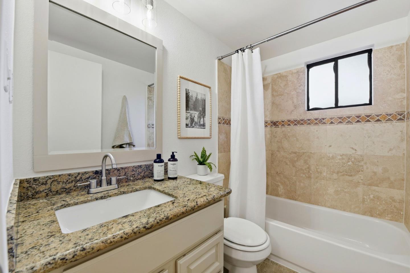 Detail Gallery Image 23 of 41 For 794 Lakemuir Dr, Sunnyvale,  CA 94089 - 3 Beds | 2 Baths